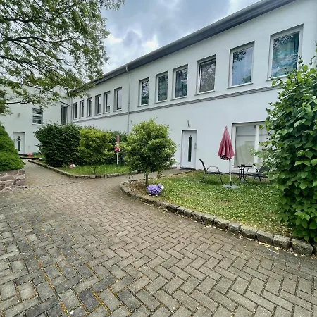 Flatlight: Lubecker Strasse * מגדבורג